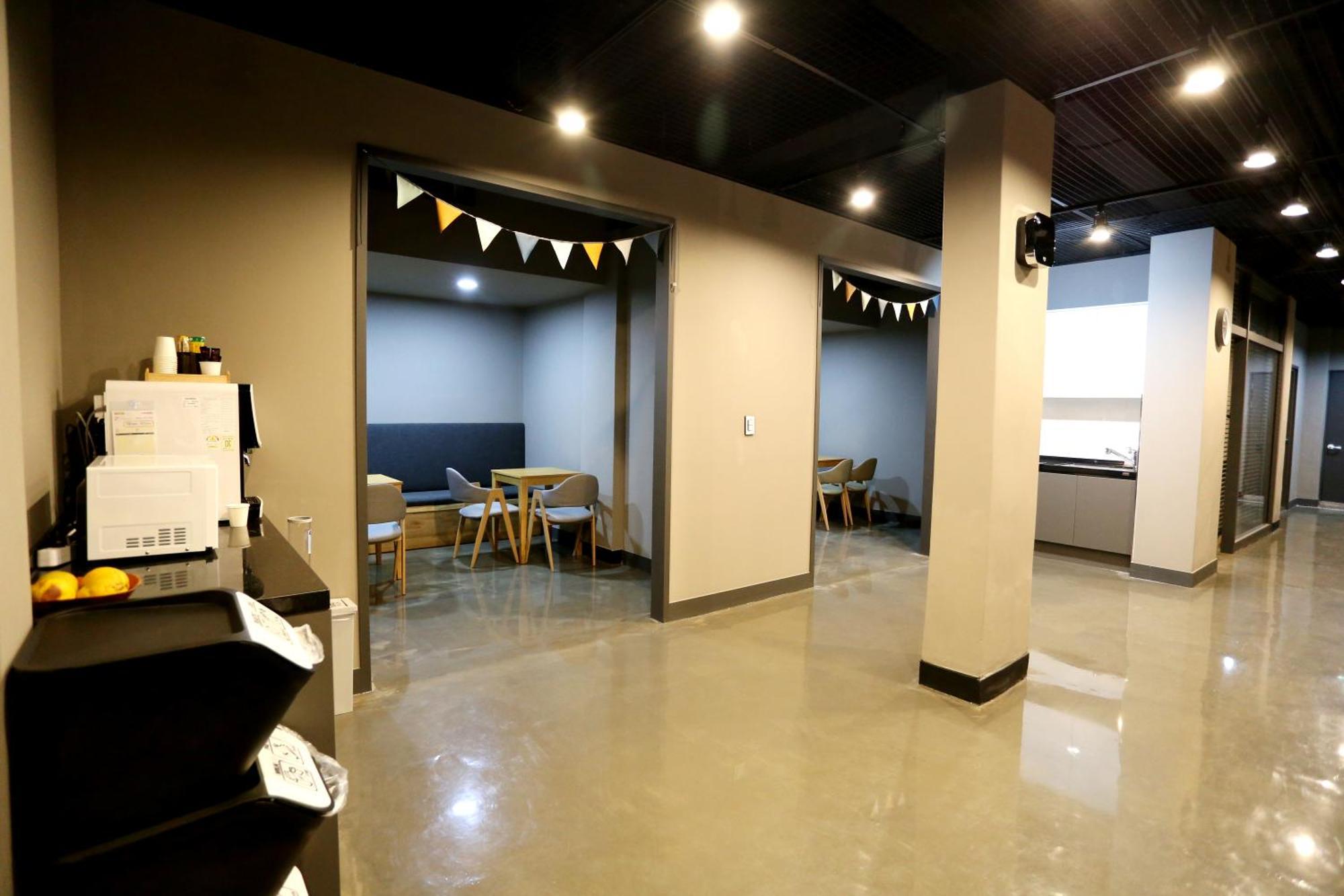 With U Hotel & Guesthouse Sokcho Eksteriør bilde