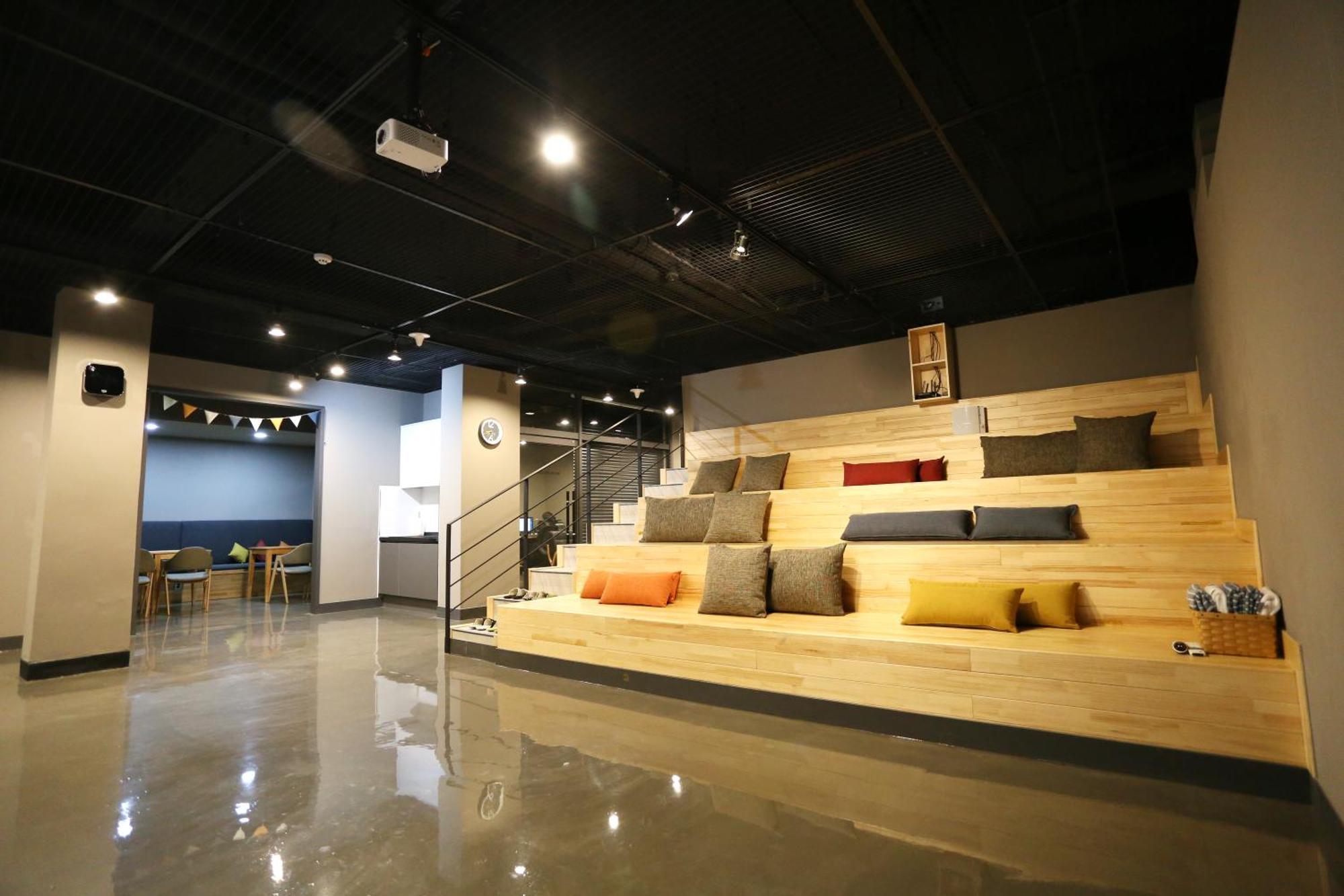 With U Hotel & Guesthouse Sokcho Eksteriør bilde
