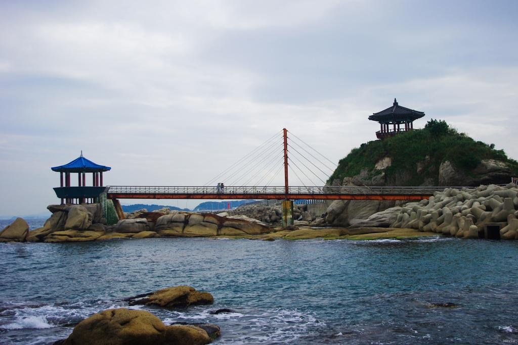 With U Hotel & Guesthouse Sokcho Eksteriør bilde