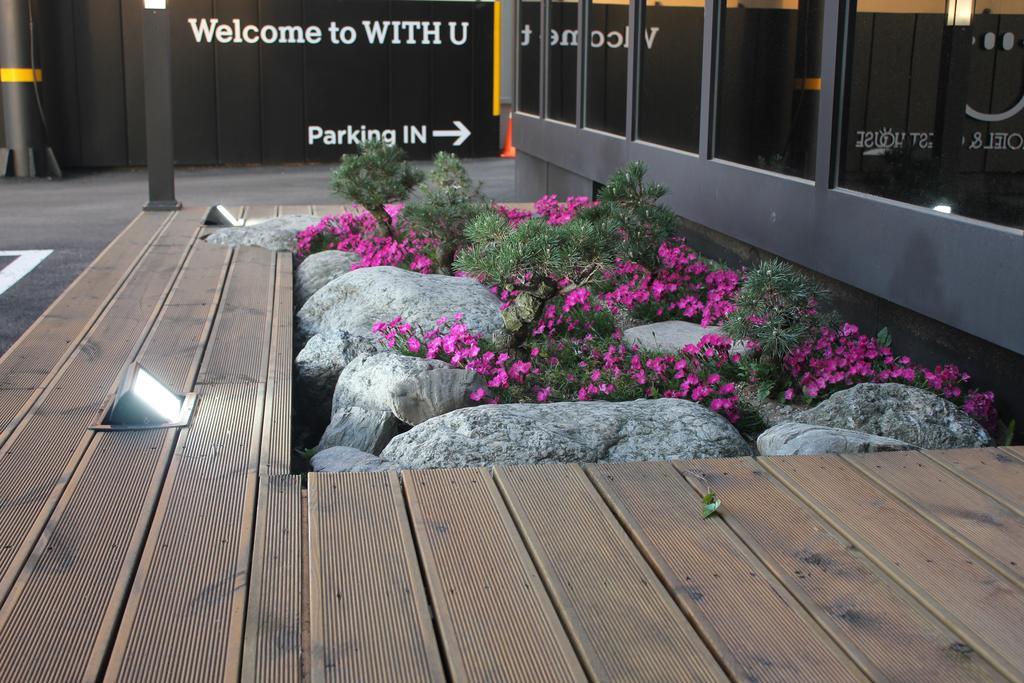 With U Hotel & Guesthouse Sokcho Eksteriør bilde