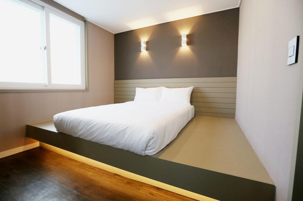 With U Hotel & Guesthouse Sokcho Eksteriør bilde