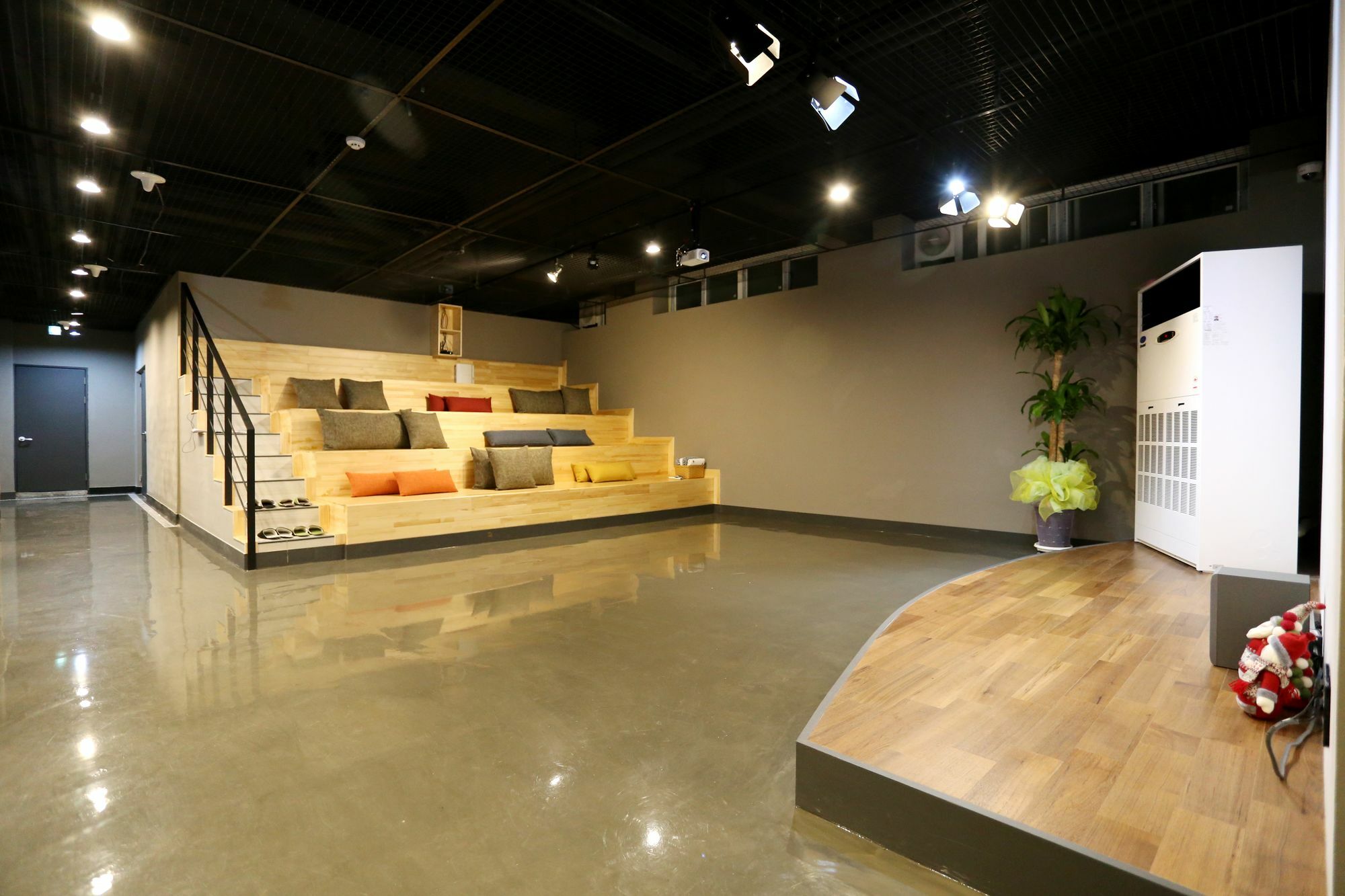 With U Hotel & Guesthouse Sokcho Eksteriør bilde